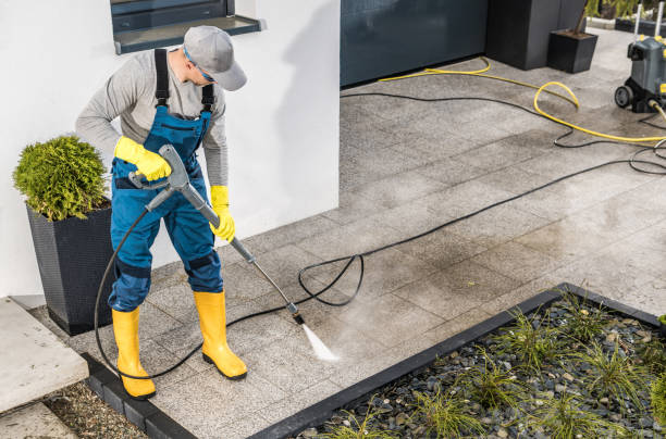 Best Sidewalk Pressure Washing  in Mansfield Center, CT